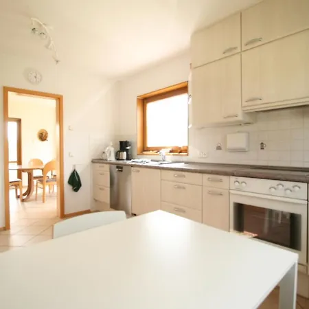 بيت للعطل Strandhaus Donnerkeil ديارهاجين